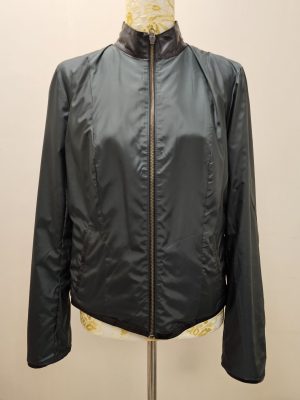 CHAQUETA REVERSIBLE CORTA
